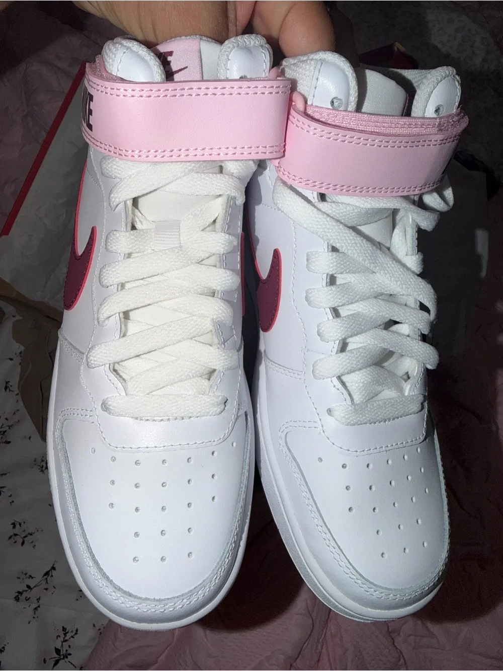 Nike sporty mid